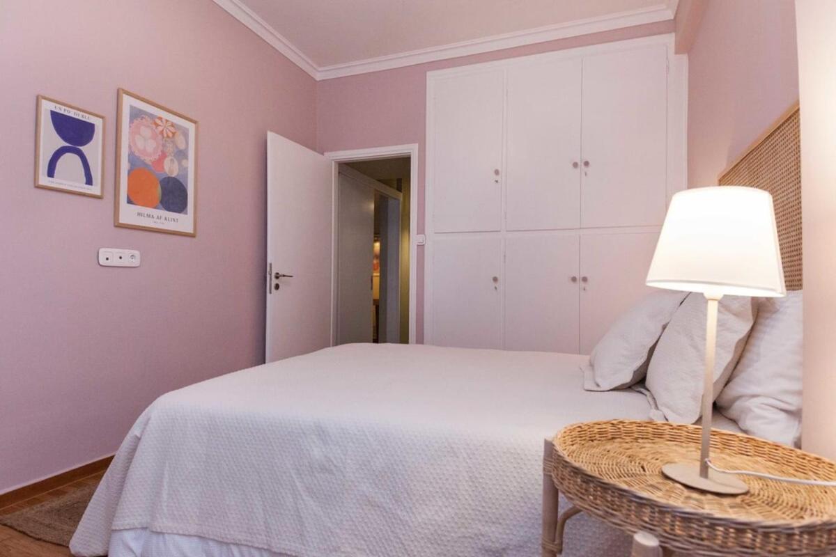 Pagrati Urban Oasis Getaway 2Bd Apt With Balcony Athen Eksteriør billede