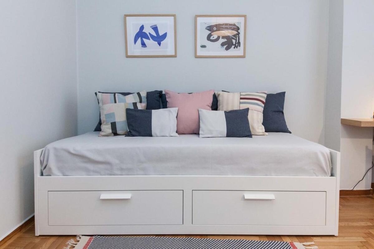 Pagrati Urban Oasis Getaway 2Bd Apt With Balcony Athen Eksteriør billede