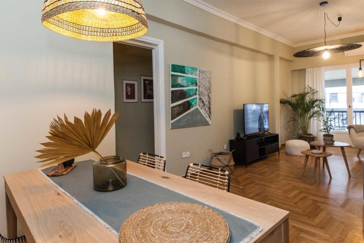 Pagrati Urban Oasis Getaway 2Bd Apt With Balcony Athen Eksteriør billede