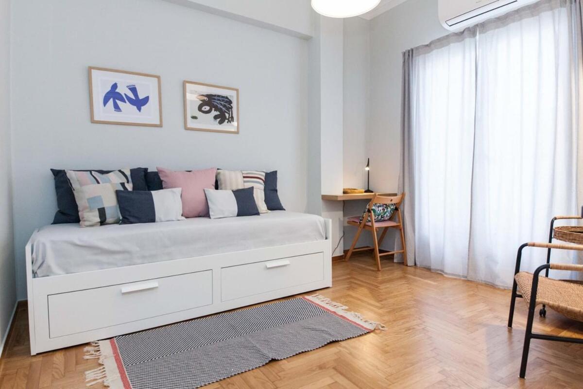 Pagrati Urban Oasis Getaway 2Bd Apt With Balcony Athen Eksteriør billede